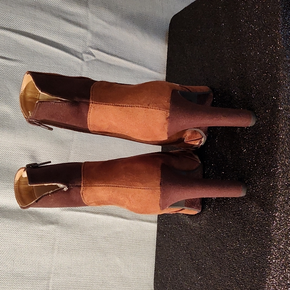 Y-Not Ankle Boots - Picture 3 of 6